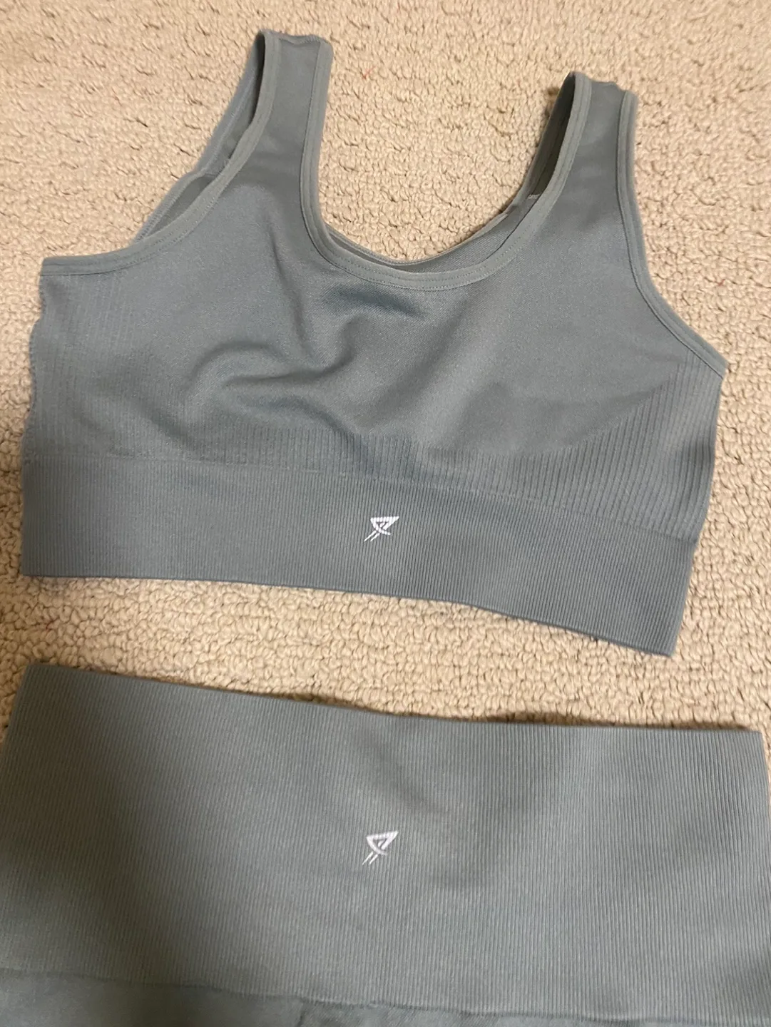 Work out Active wear 2-Piece Set - Sage Green image indicator(5)
