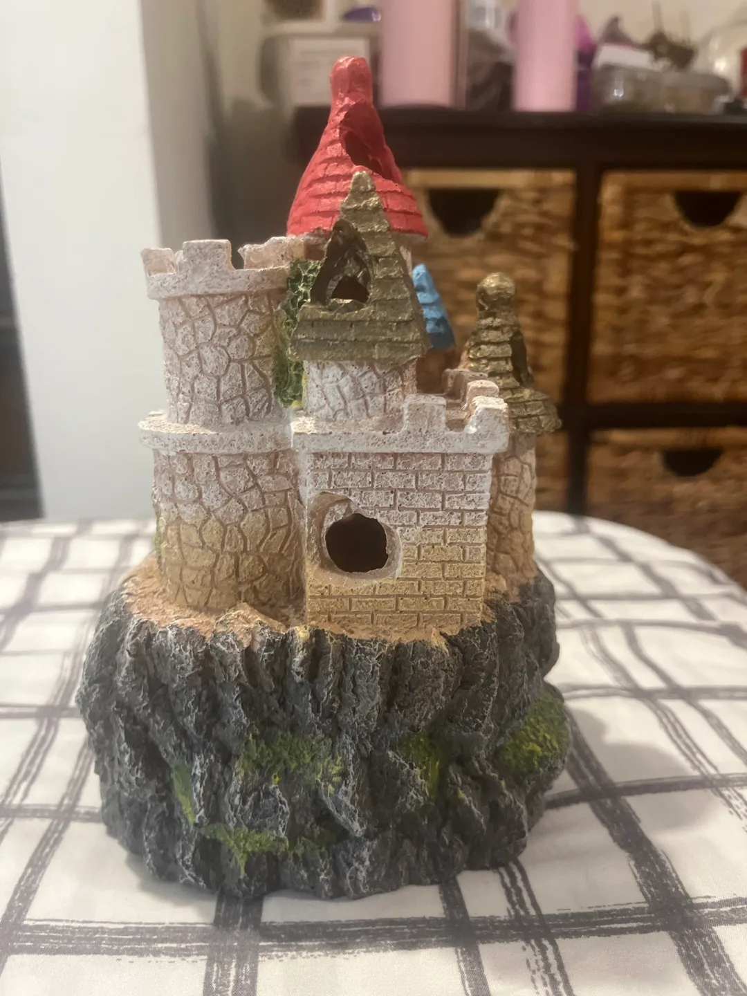 Miniature Castle Aquarium Ornament image indicator(3)