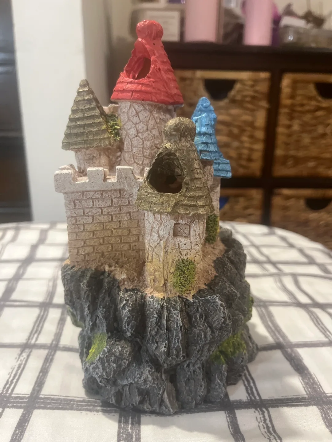 Miniature Castle Aquarium Ornament image indicator(4)