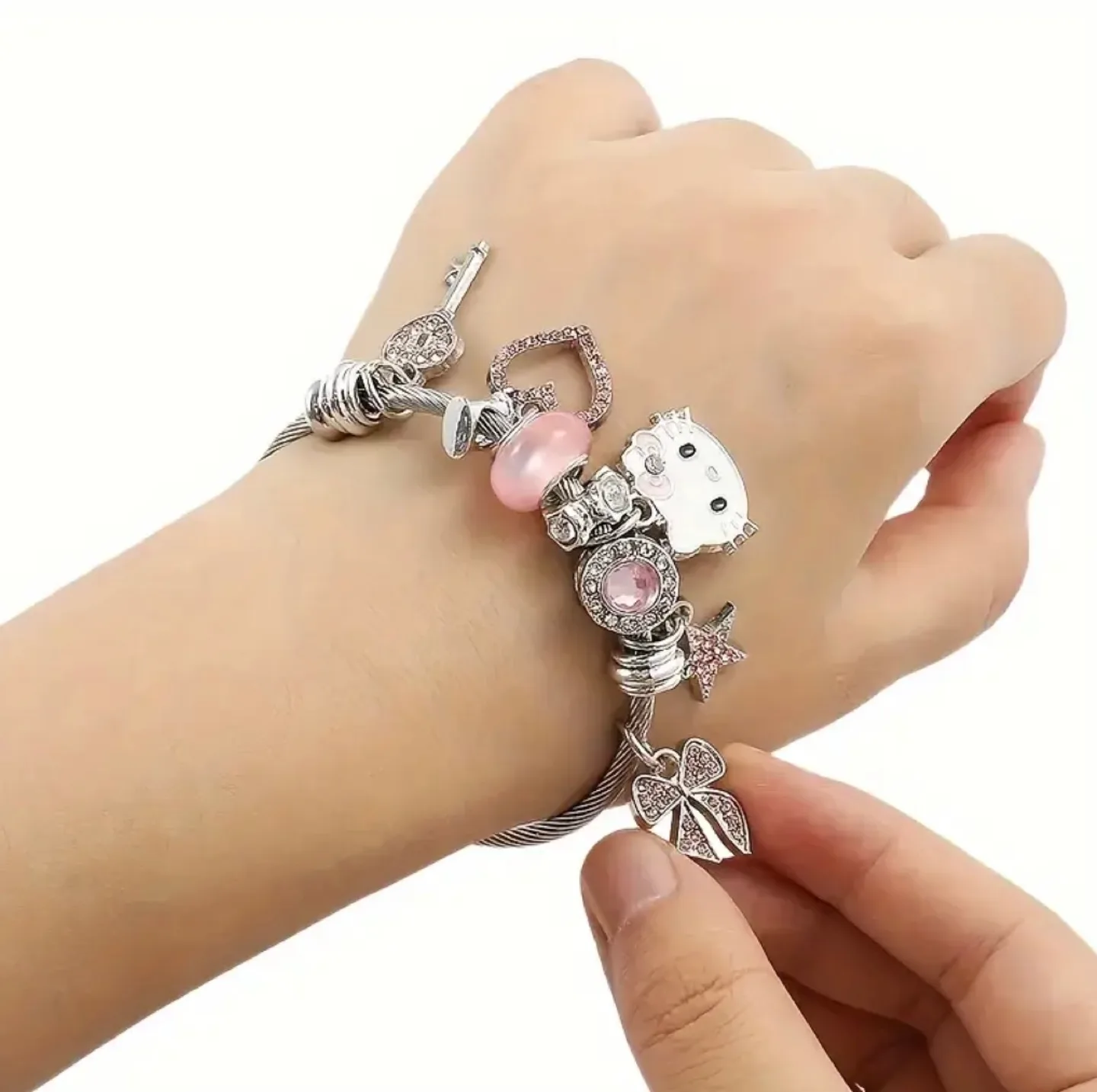 Hello Kitty Charm Bracelet image indicator(3)