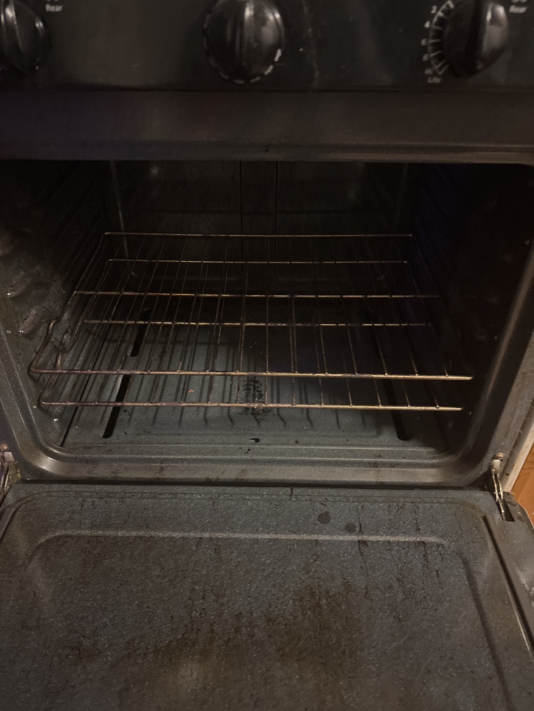 Hotpoint Gas Range - photo 3