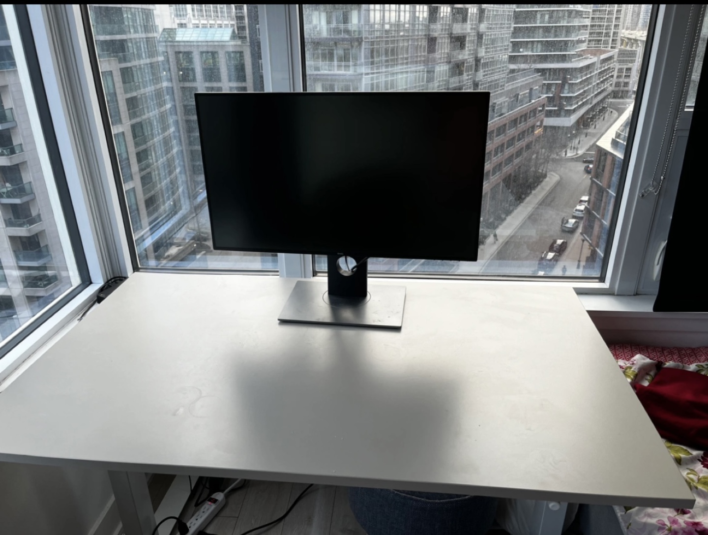 Adjustable Standing Desk - White