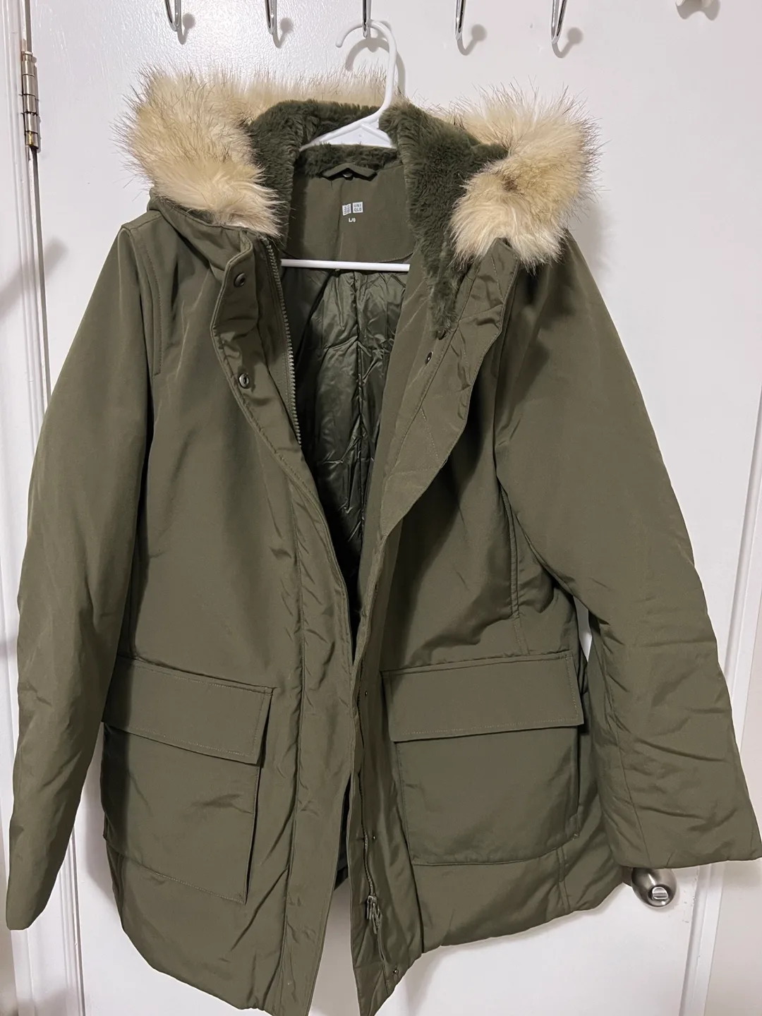 Brand New Uniqlo Ultra Warm Down Coat image indicator(2)