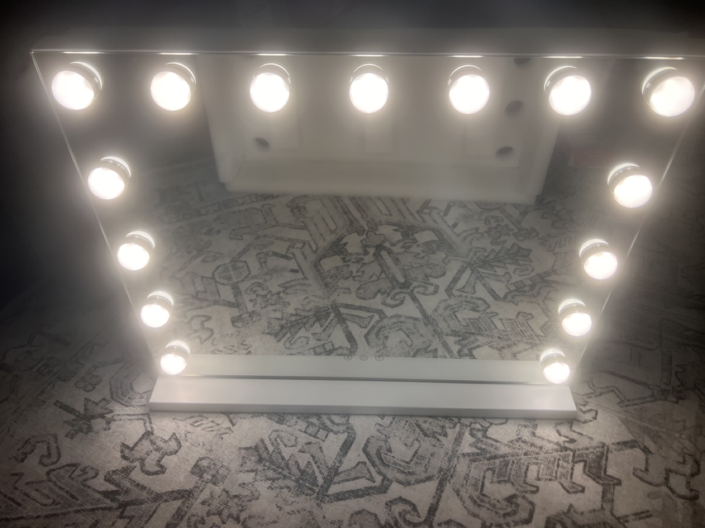 Brand new Hollywood Vanity Mirror with LED Lights - photo 2