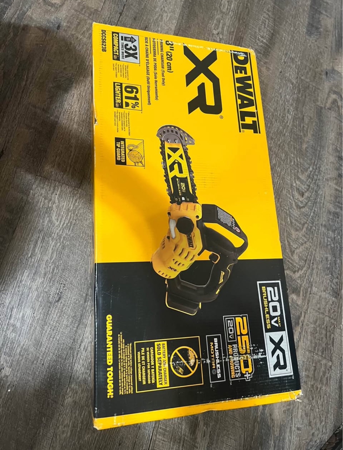 DeWalt XR 20V 8-inch Cordless Chainsaw