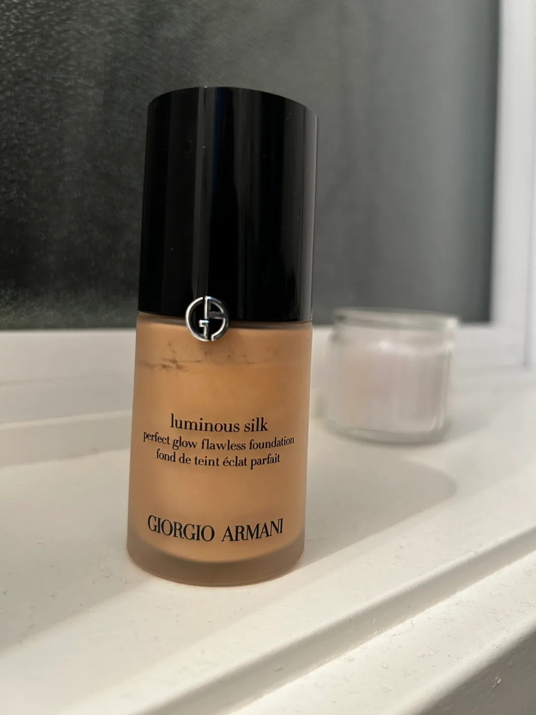 Giorgio Armani Luminous Silk Foundation Shade 5 thumbnail