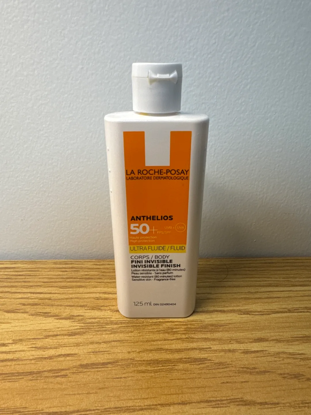 La Roche-Posay Anthelios 50+ Ultra Fluide Sunscreen thumbnail