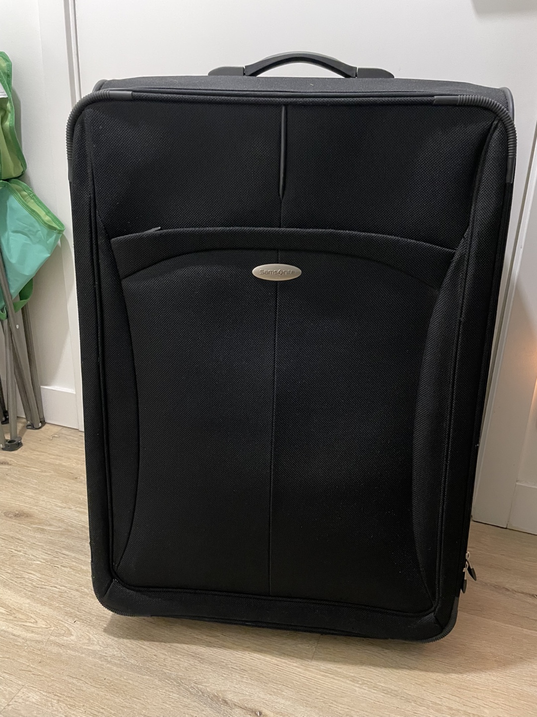 Samsonite Large Black Suitcase