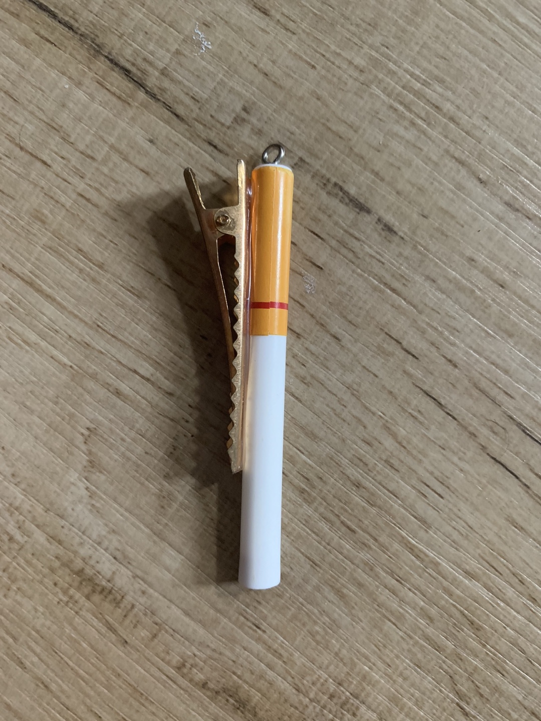 Cigarette Hair Clip