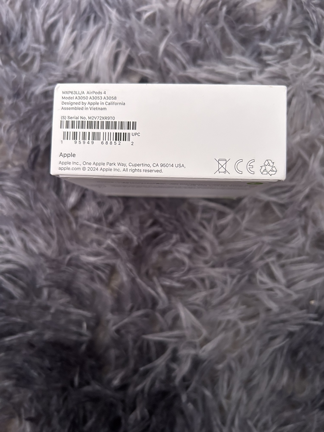 Apple AirPods gen 4 - photo 2