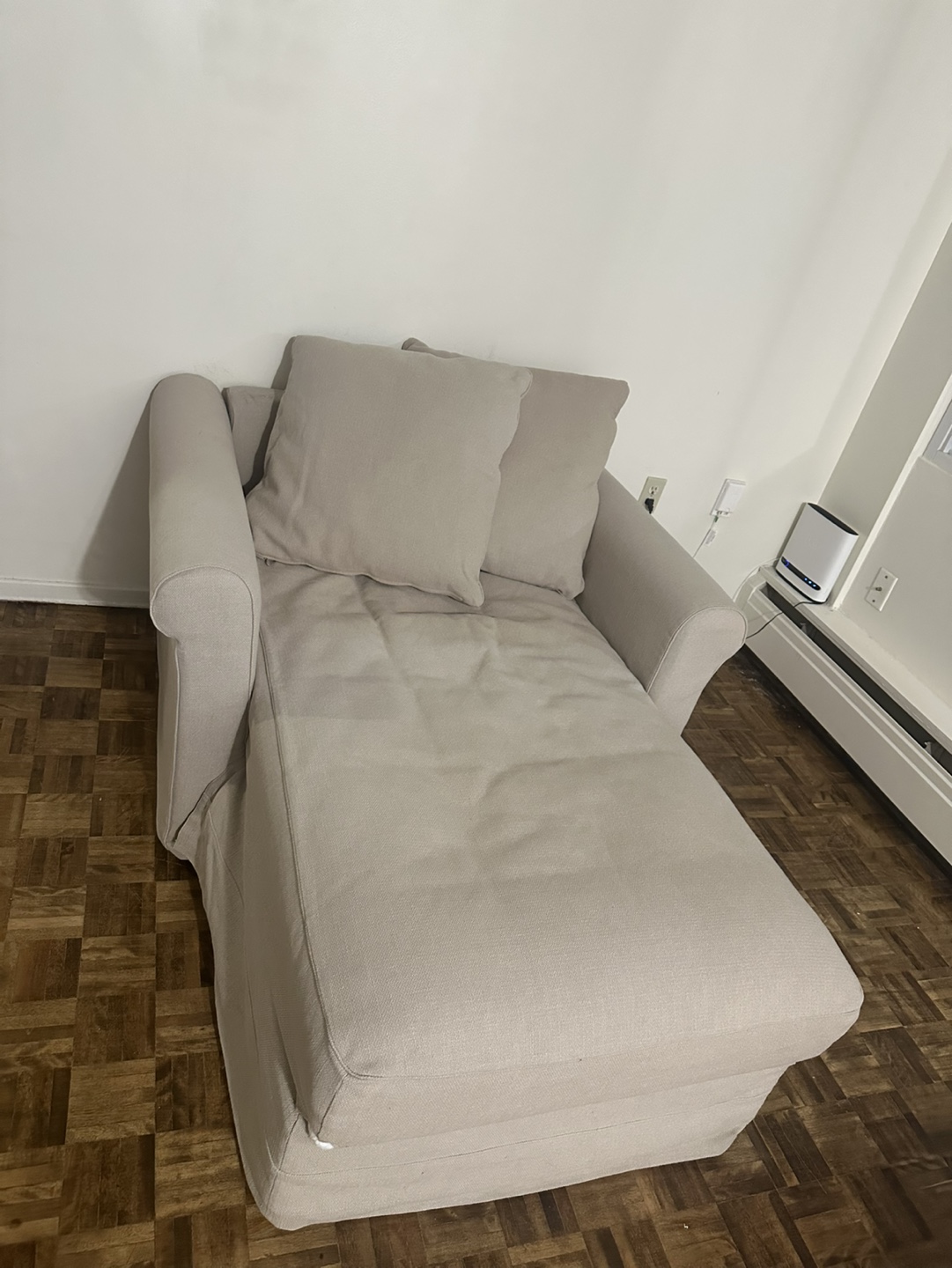 Couch - photo 2