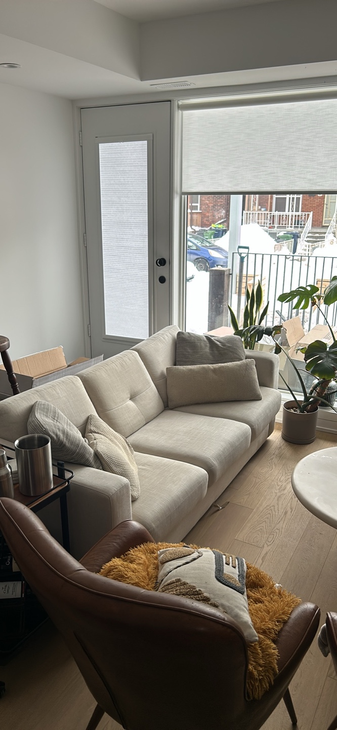 EQ3 Sofa Bed - Excellent Condition - photo 4