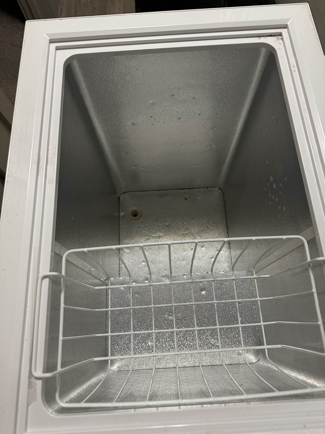 Haier Thermocool freezer in excellent condition - photo 3