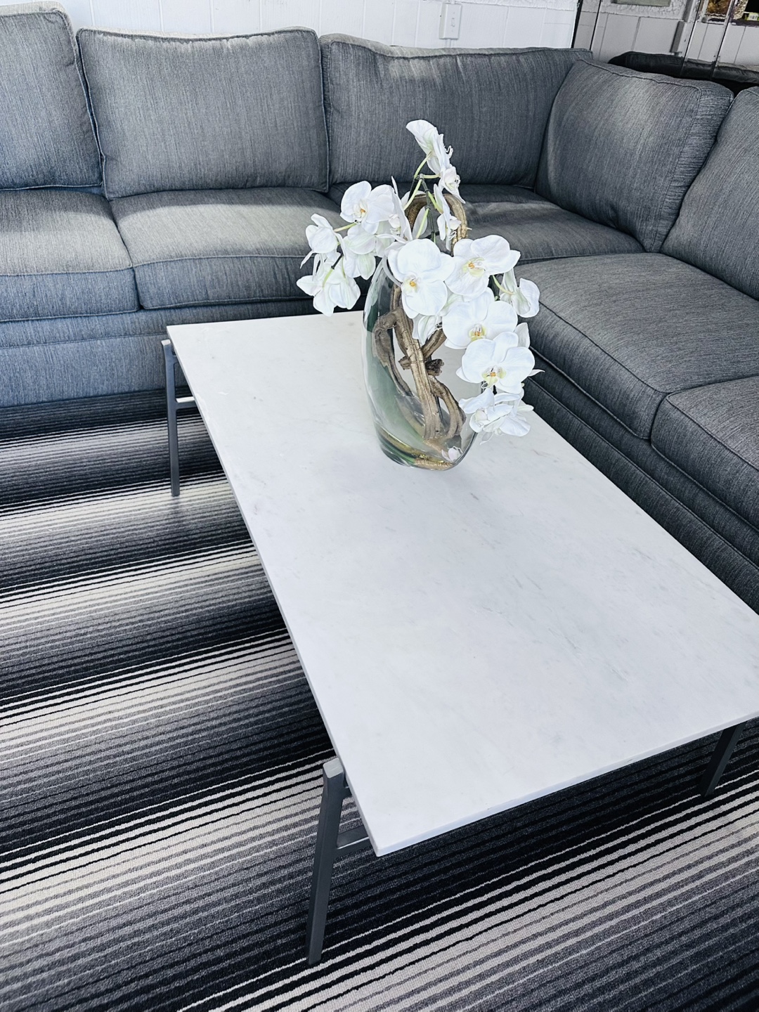 Modern Marble Top Coffee Table with Metal Legs - photo 2