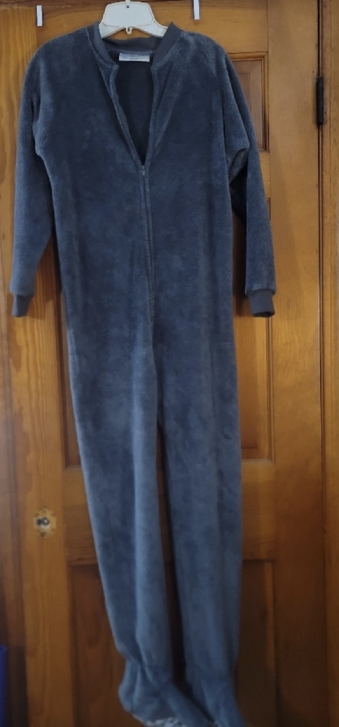 Women’s fleece footed pajamas