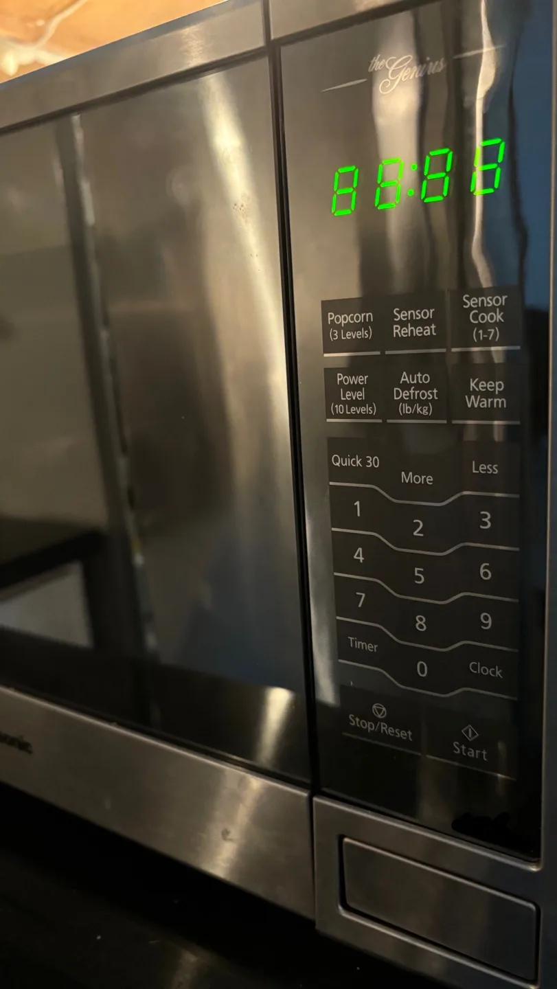 Panasonic Genius Microwave - Stainless Steel image indicator(3)