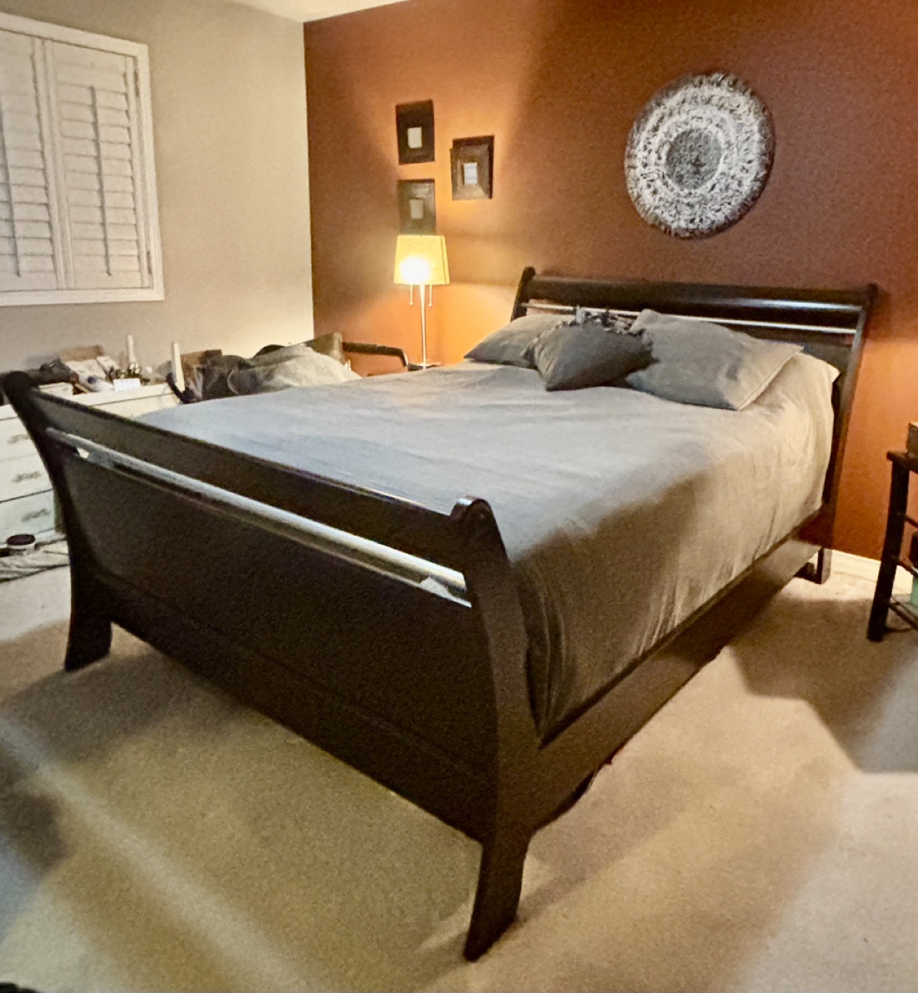Queen sleigh bed & night stand