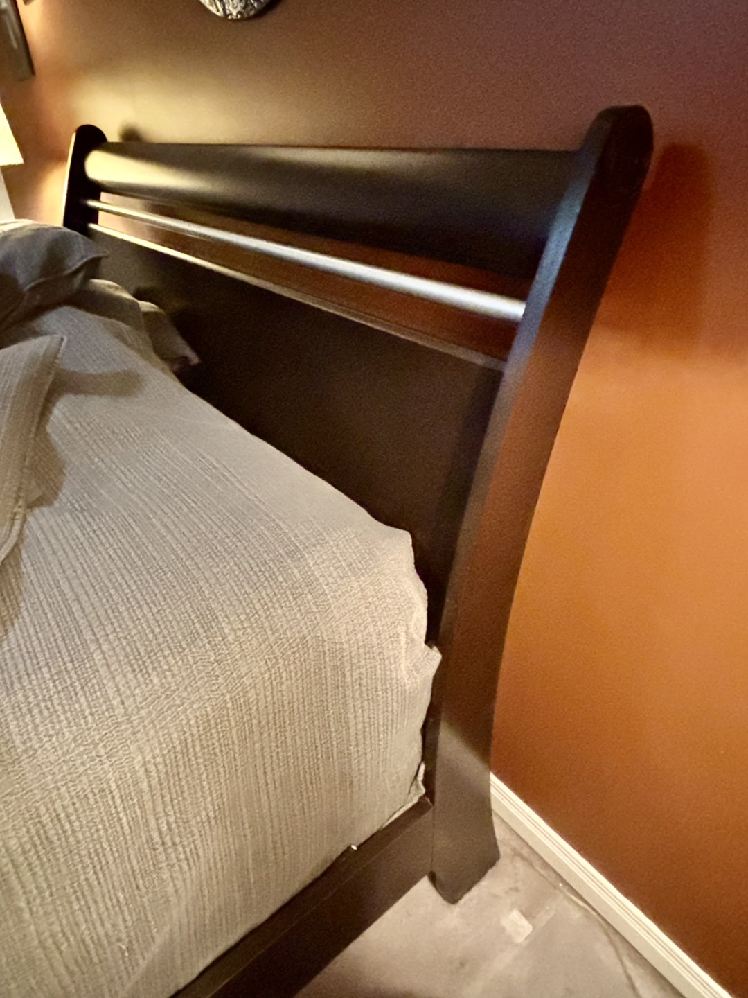 Queen sleigh bed & night stand - photo 2