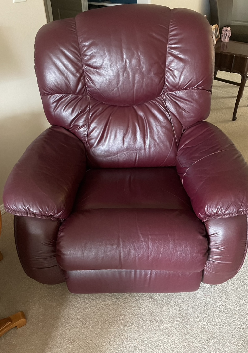Reclining Leather Furniture Set - Sofa, Loveseat, and Recliner - photo 5