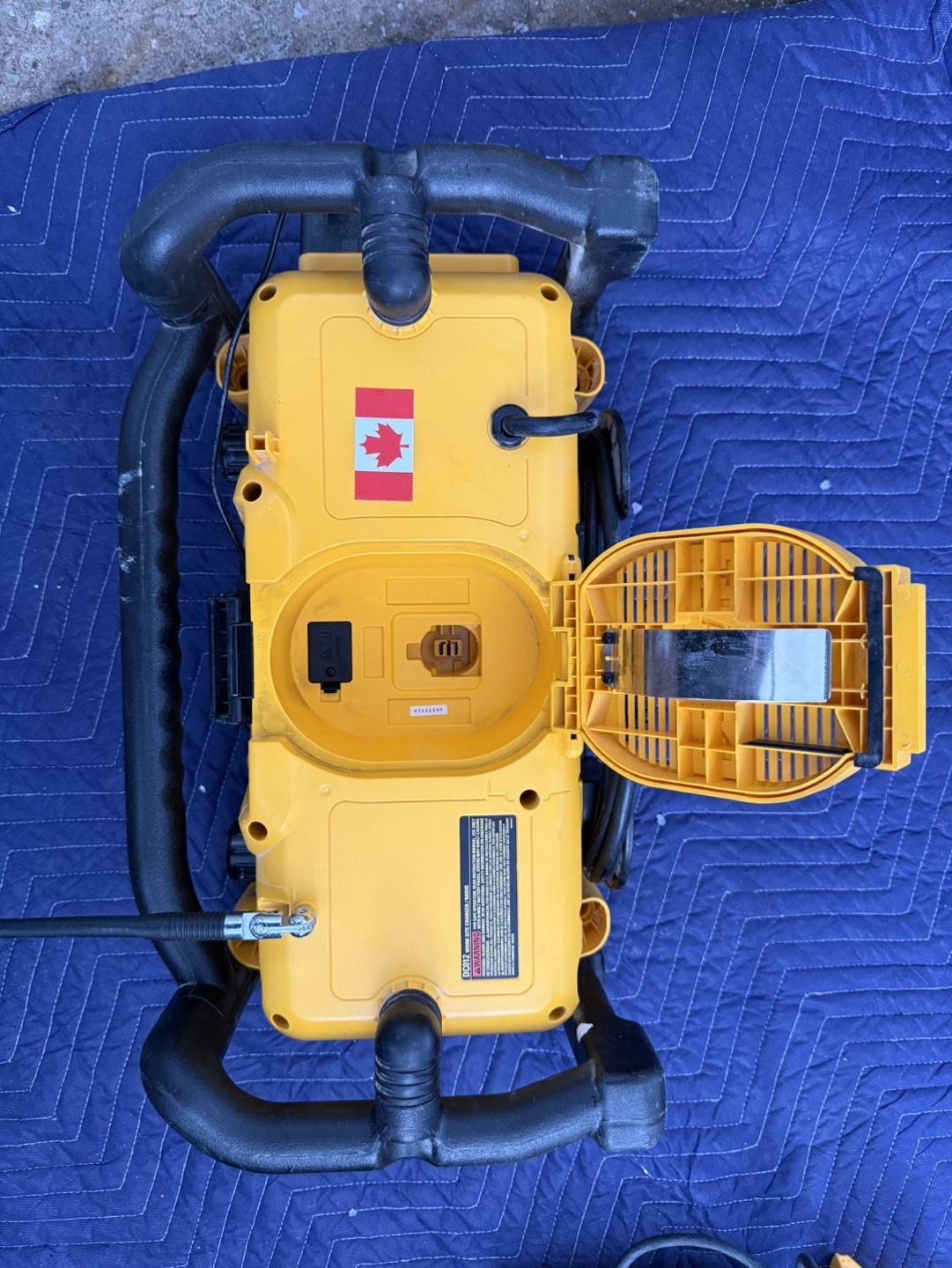 Dewalt Jobsite Radio - photo 3