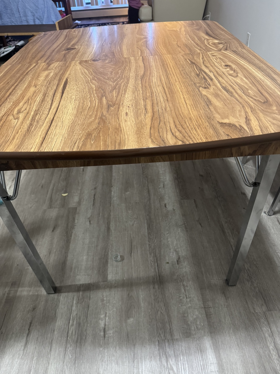 Mid-Century Modern Drop-Leaf Dining Table and Four Chairs