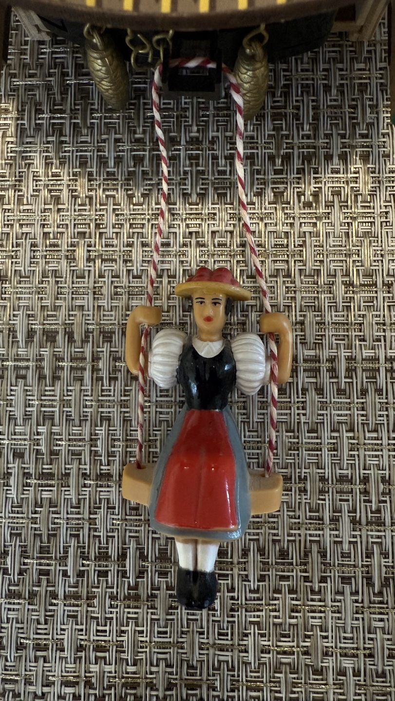 Vintage German Cuckoo Clock with Swinging Girl Figurine - photo 5