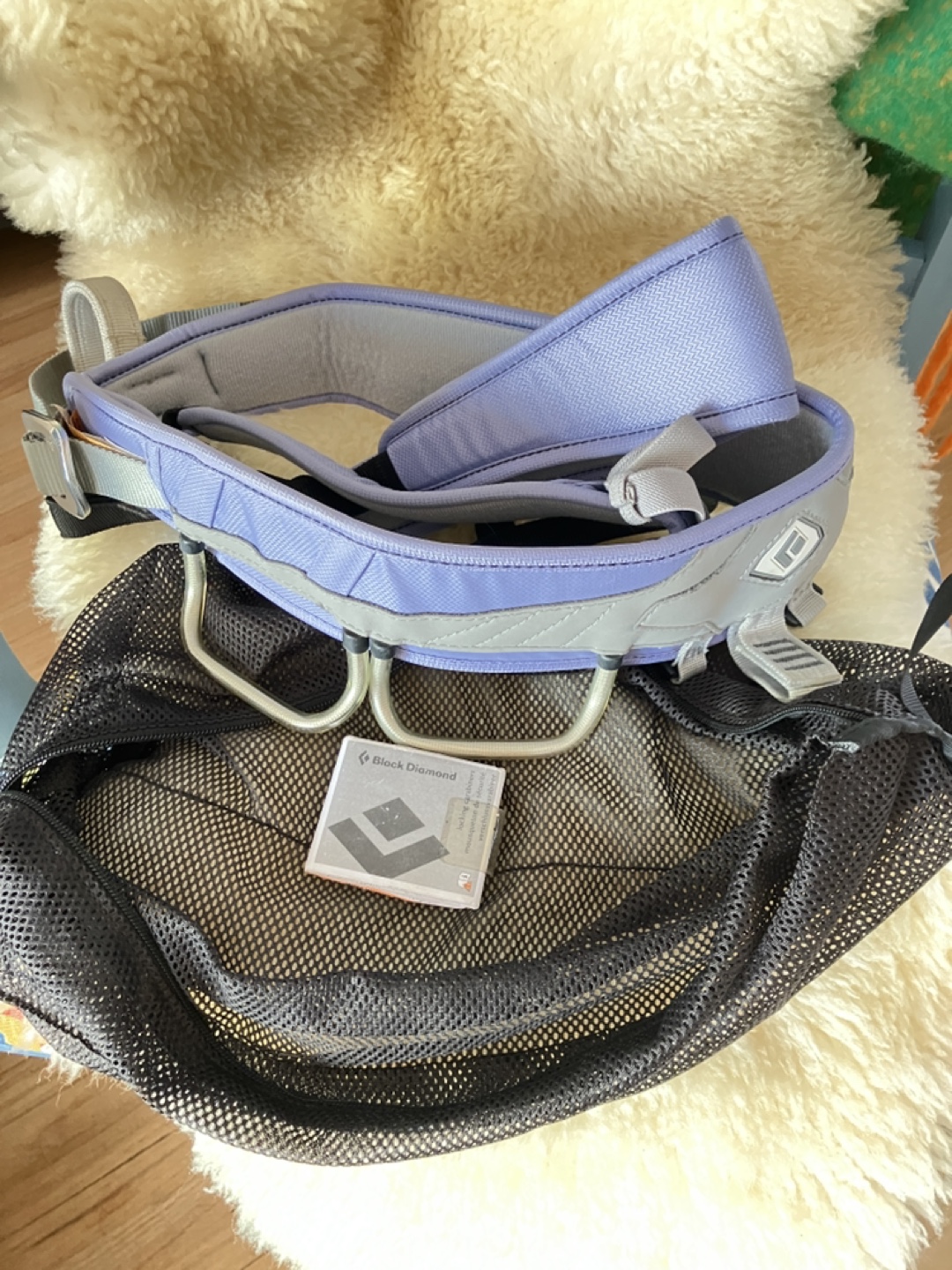 Black Diamond. rock climbing harness- Size Small - photo 5