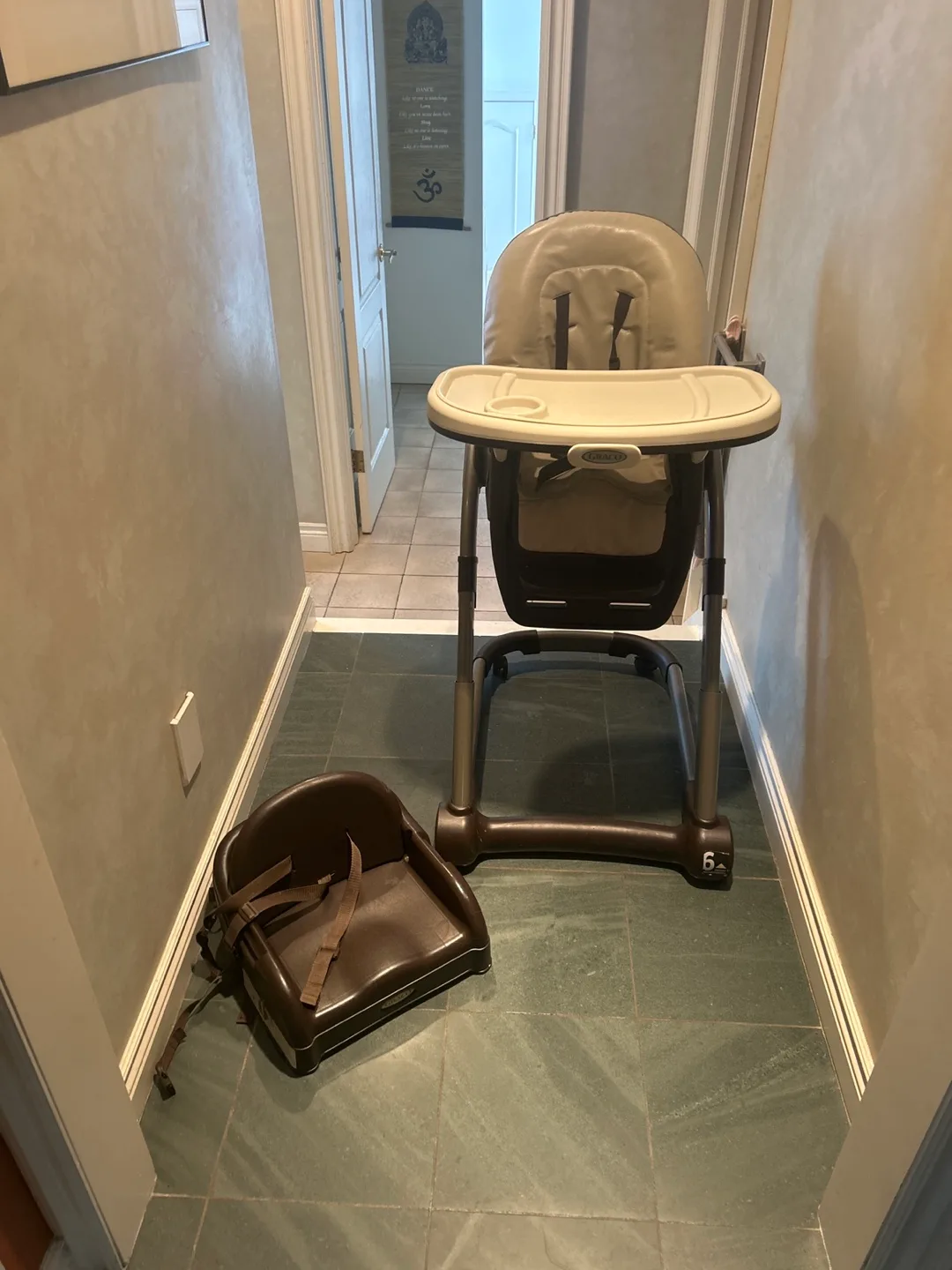 Graco Highchair with Booster Seat image indicator(2)