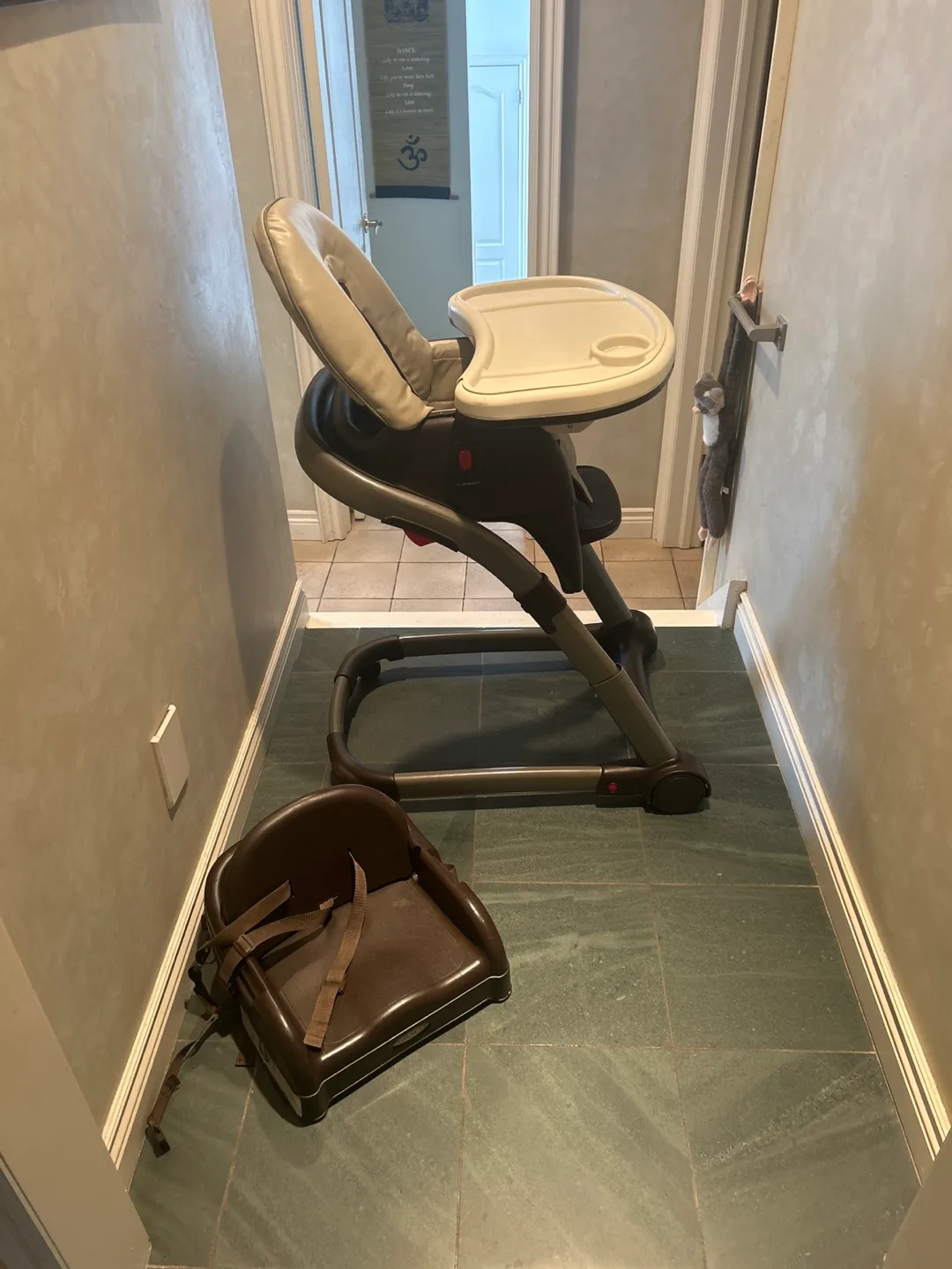 Graco Highchair with Booster Seat image indicator(3)