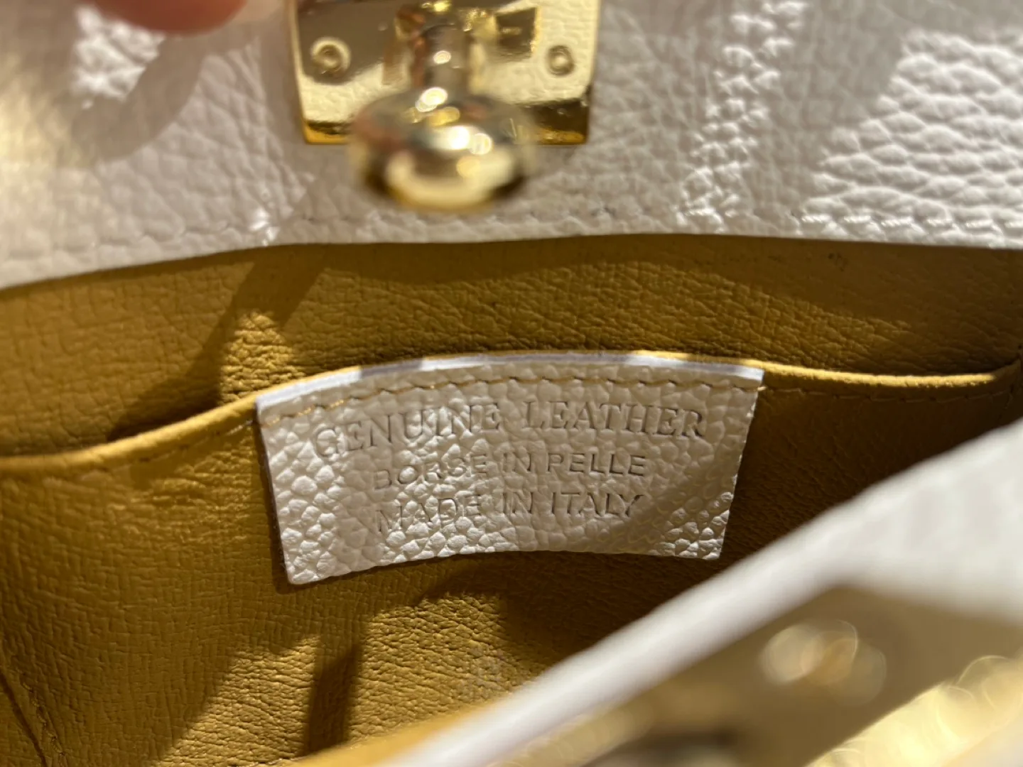 White Leather Handbag (brand new never used) image indicator(8)