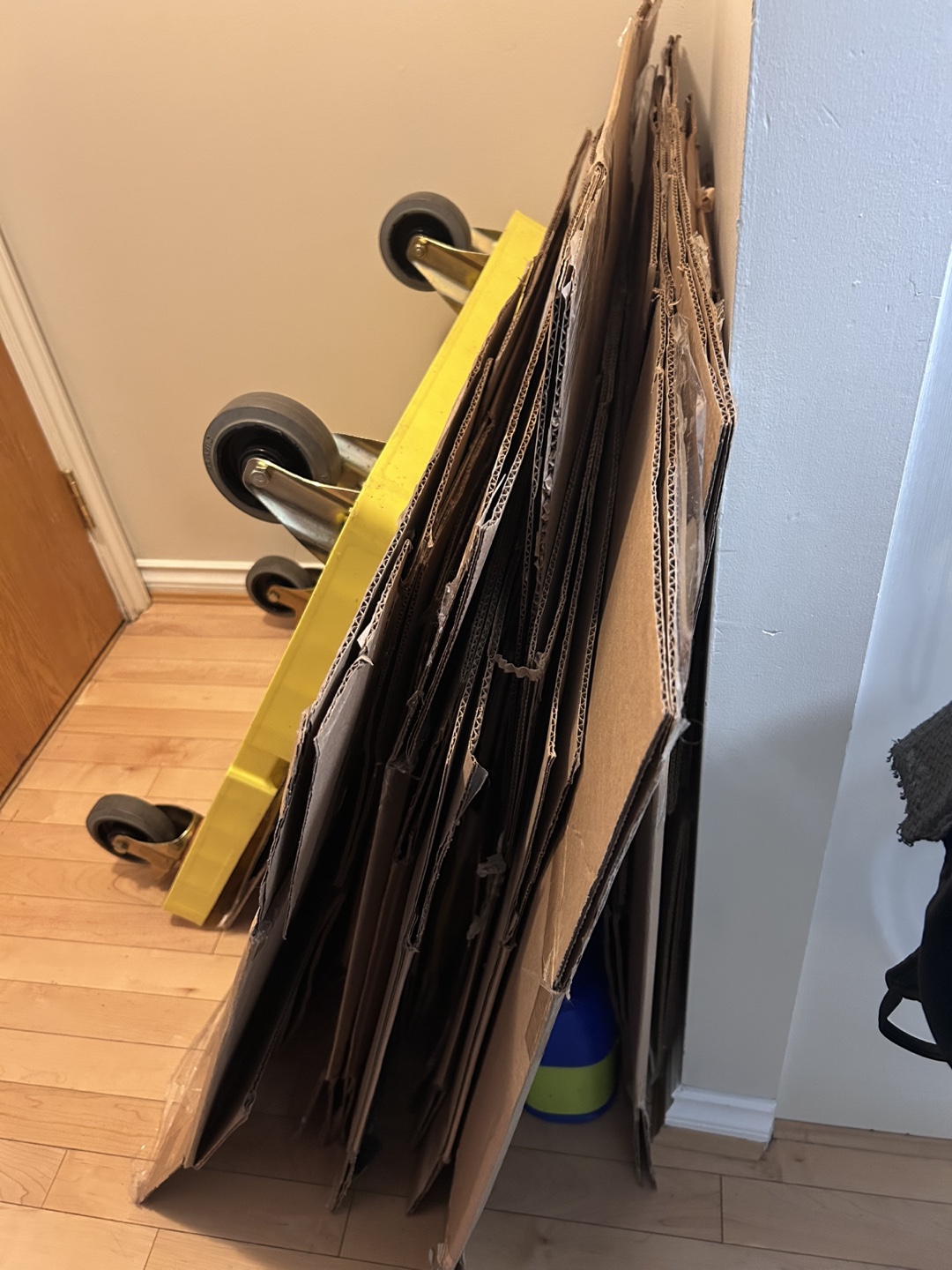 Yellow Plastic Hand Truck Dolly - photo 3