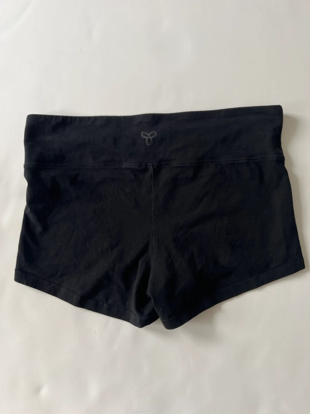 Bundle of 3 shorts - TNA, Champion, Aerie image indicator(9)