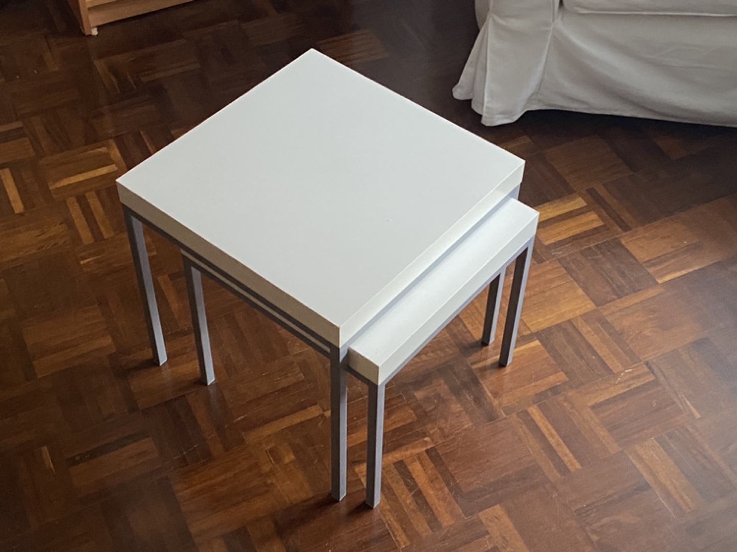 [Move-Out Sale] Pair of White Nest Tables with Grey Legs - photo 2