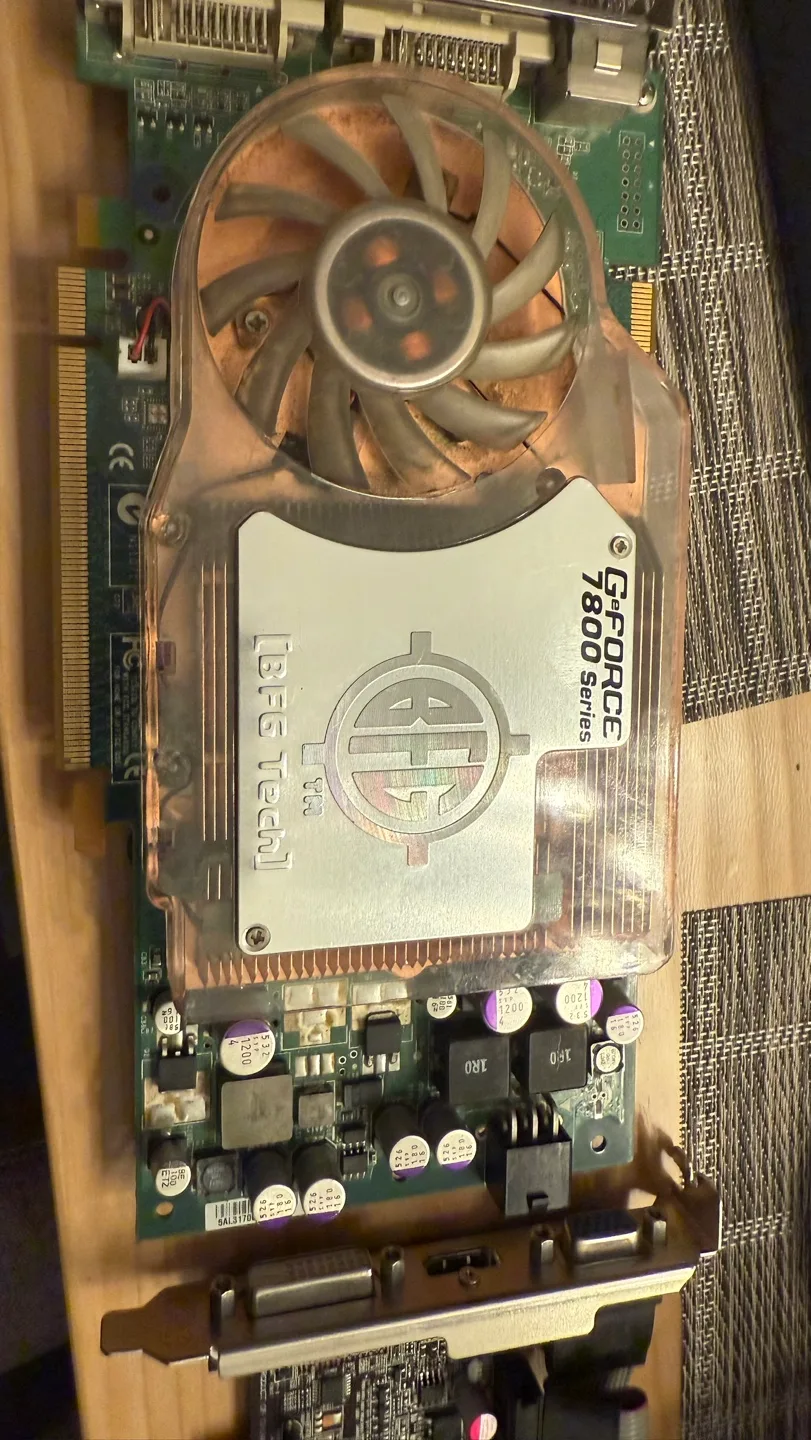 Two Graphics Cards - GeForce 7800 & MSI image indicator(2)