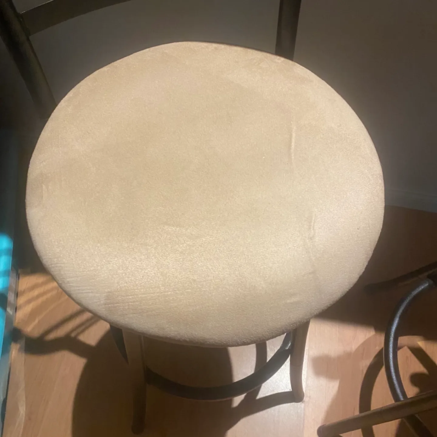 Final chance‼️ Bar Stools 42” tall image indicator(2)