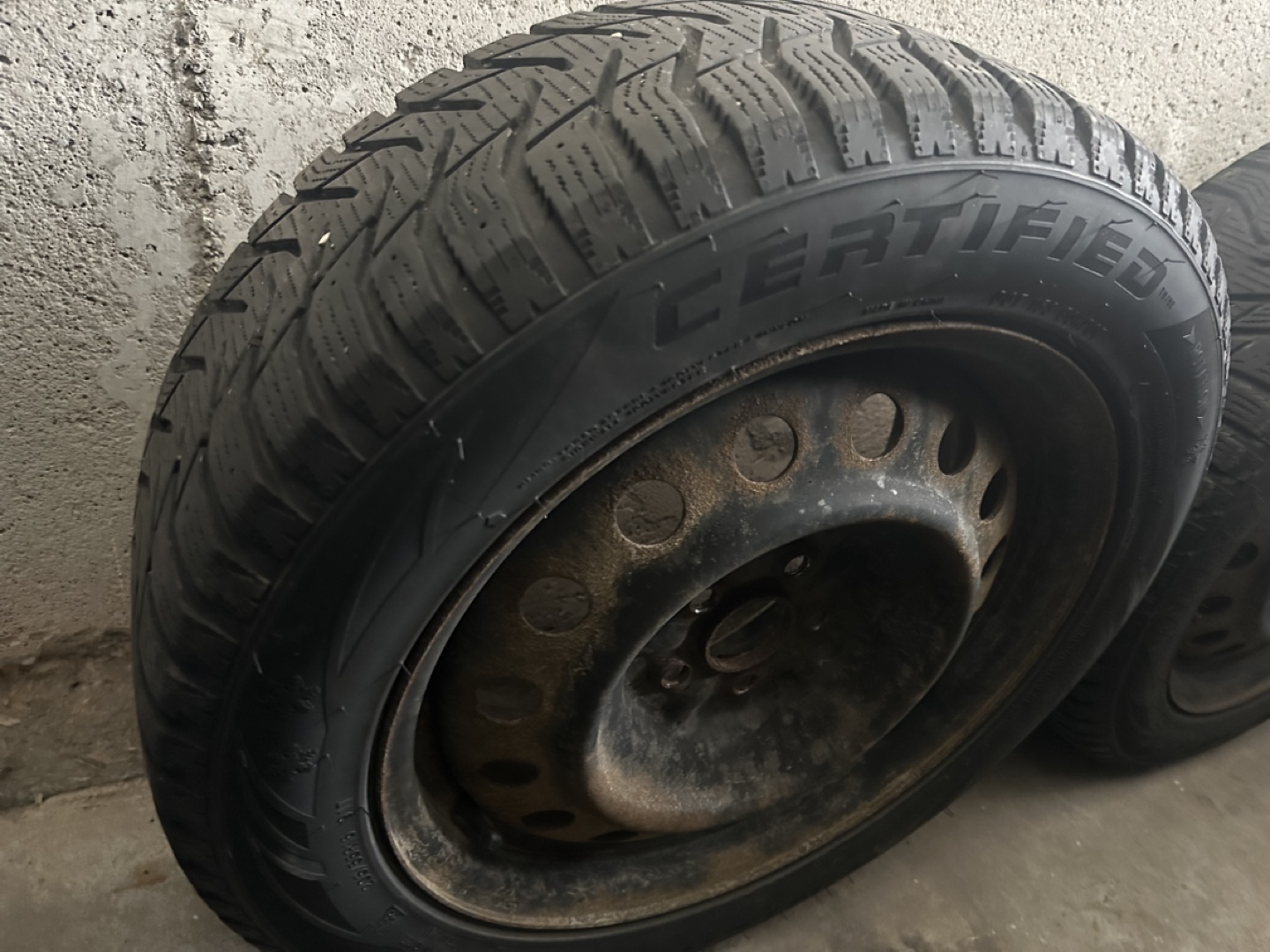 Winter Tires with Rims for Toyota corolla - Set of 4 - photo 2