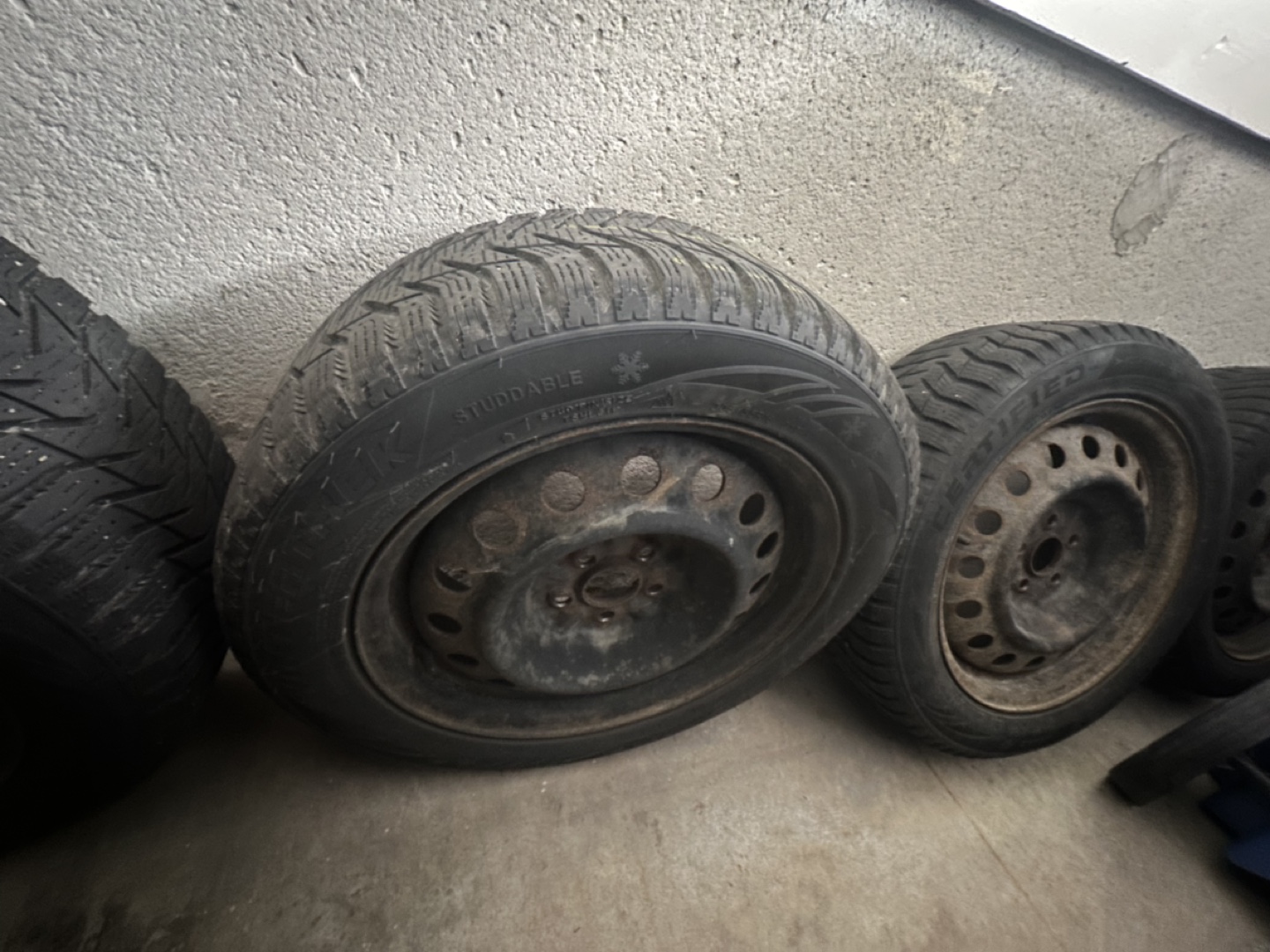 Winter Tires with Rims for Toyota corolla - Set of 4 - photo 3