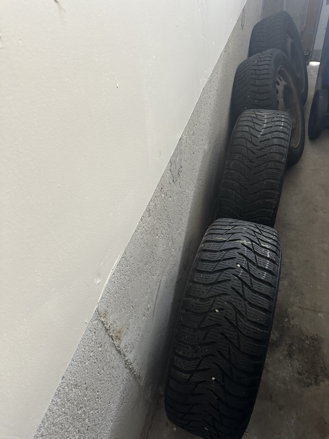 Winter Tires with Rims for Toyota corolla - Set of 4