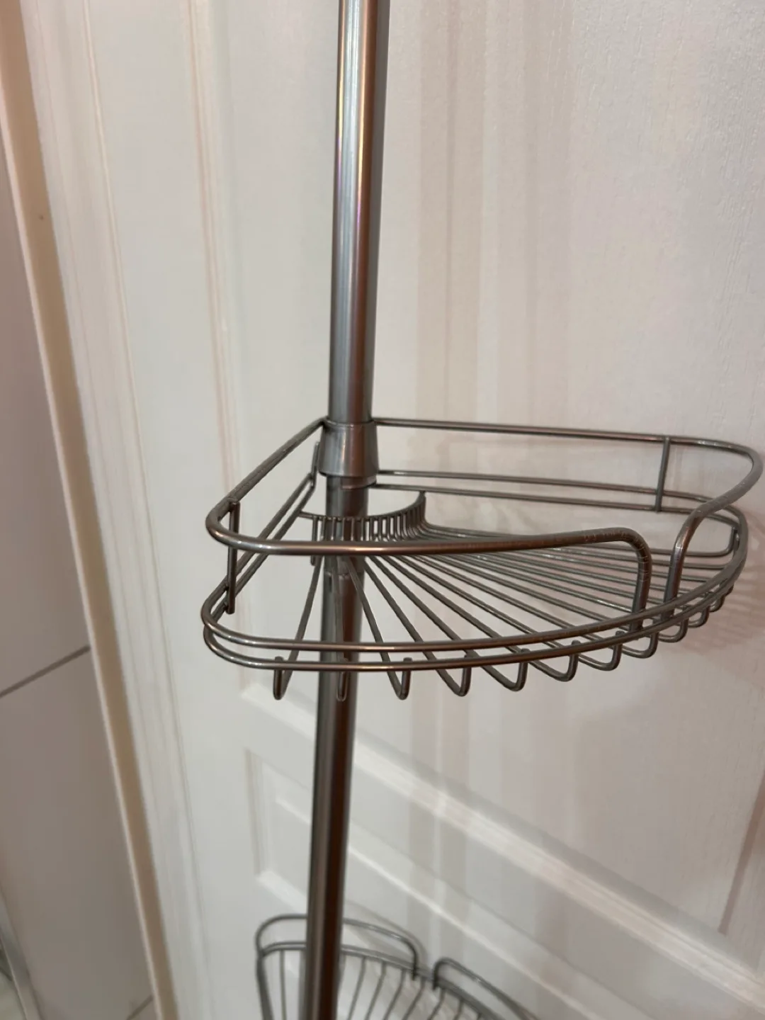 Three-Tier Corner Shower Caddy image indicator(4)