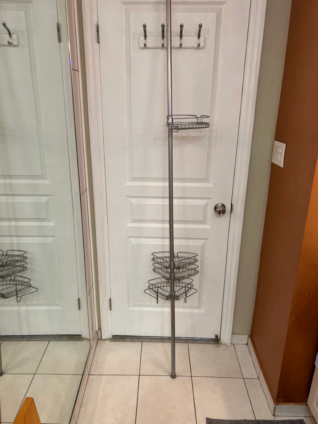 Three-Tier Corner Shower Caddy image indicator(9)