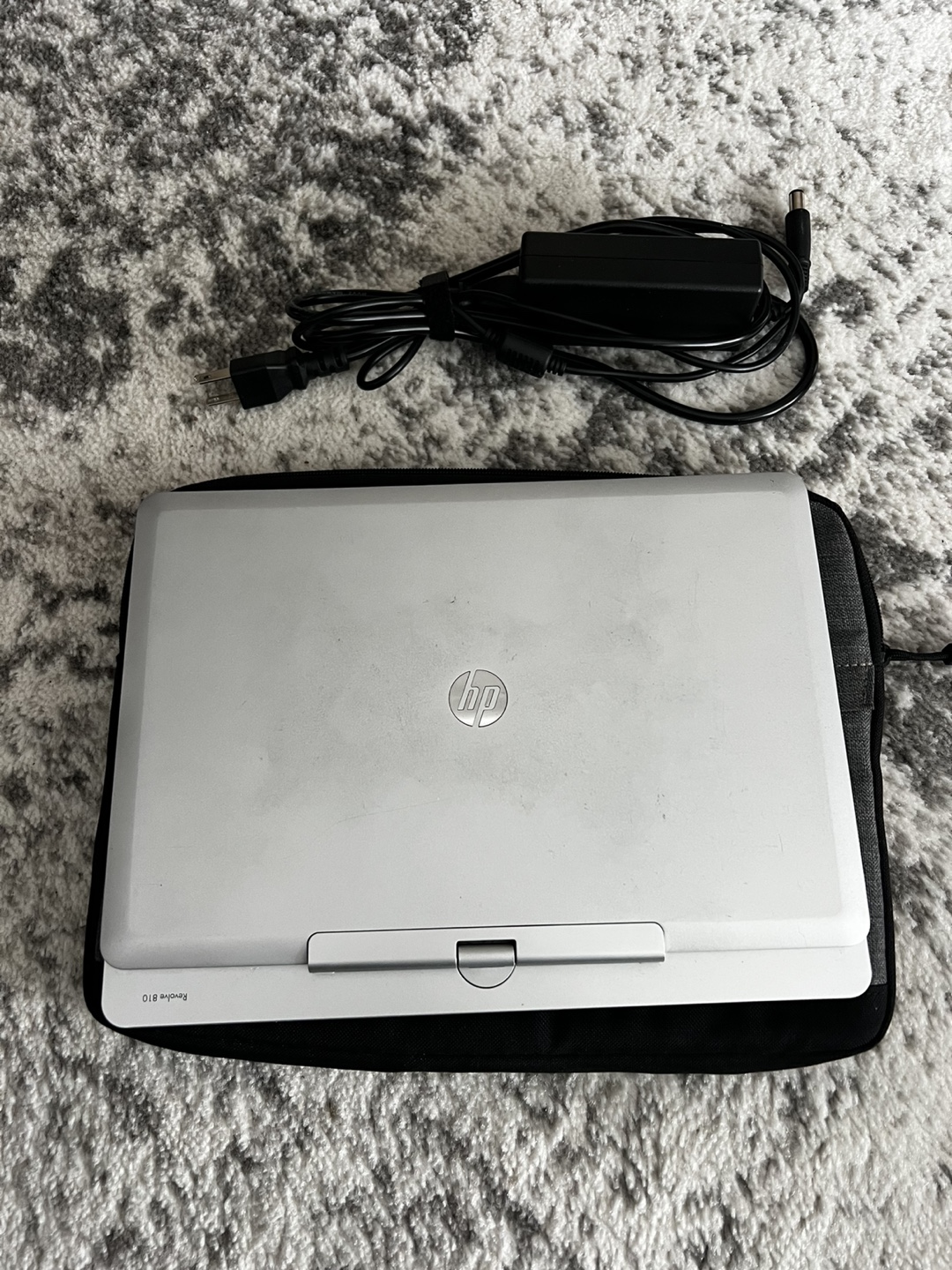 HP EliteBook Revolve 810 G1 Tablet PC with Targus Case & Charger