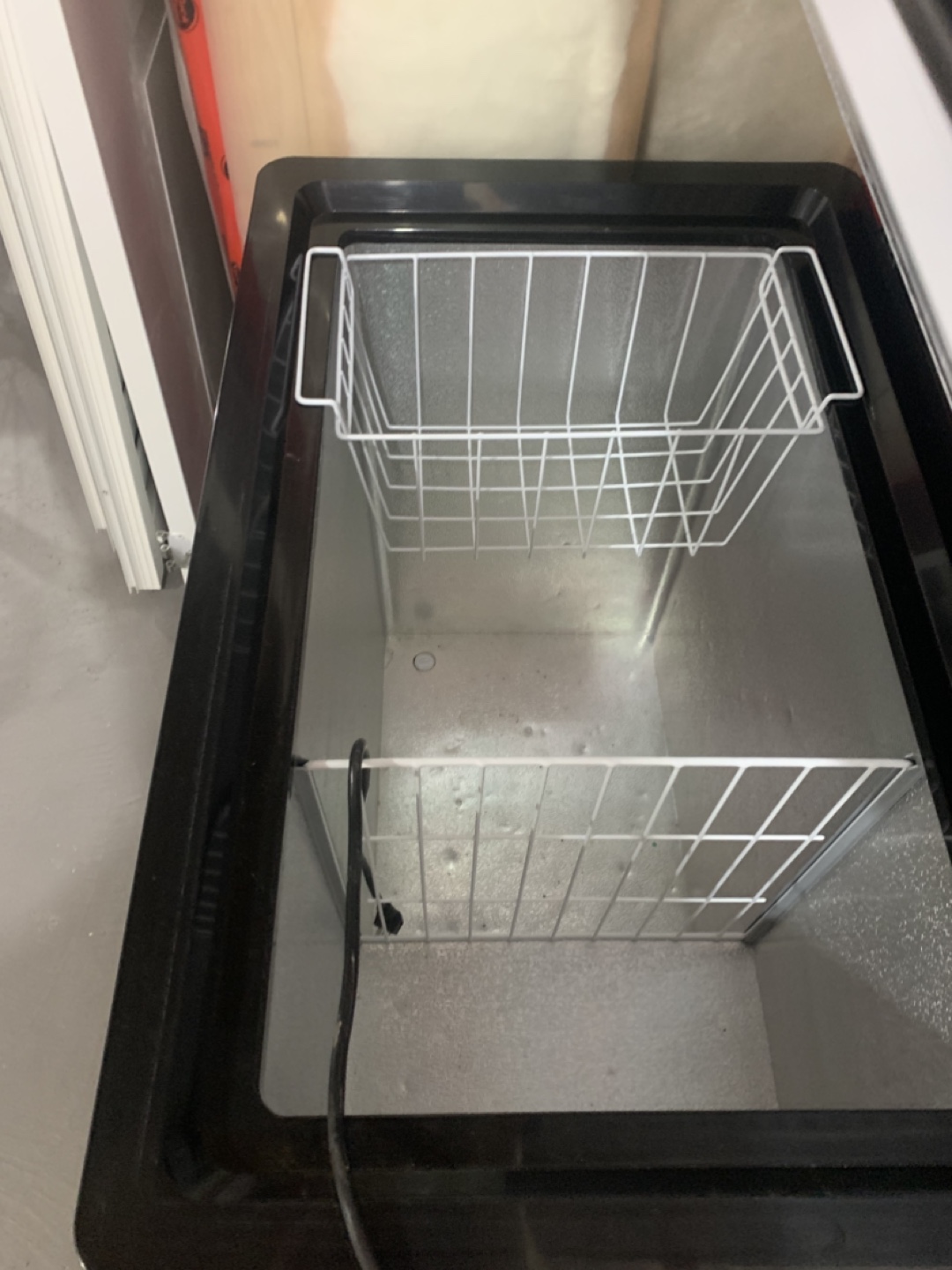 5.5 cubic foot Danby Premiere Chest Freezer - photo 2