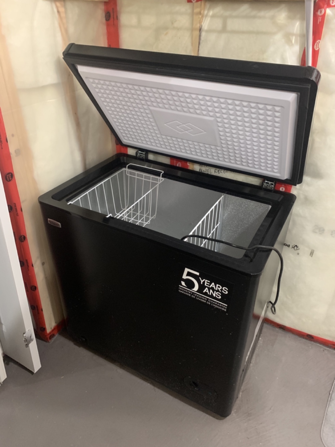 5.5 cubic foot Danby Premiere Chest Freezer