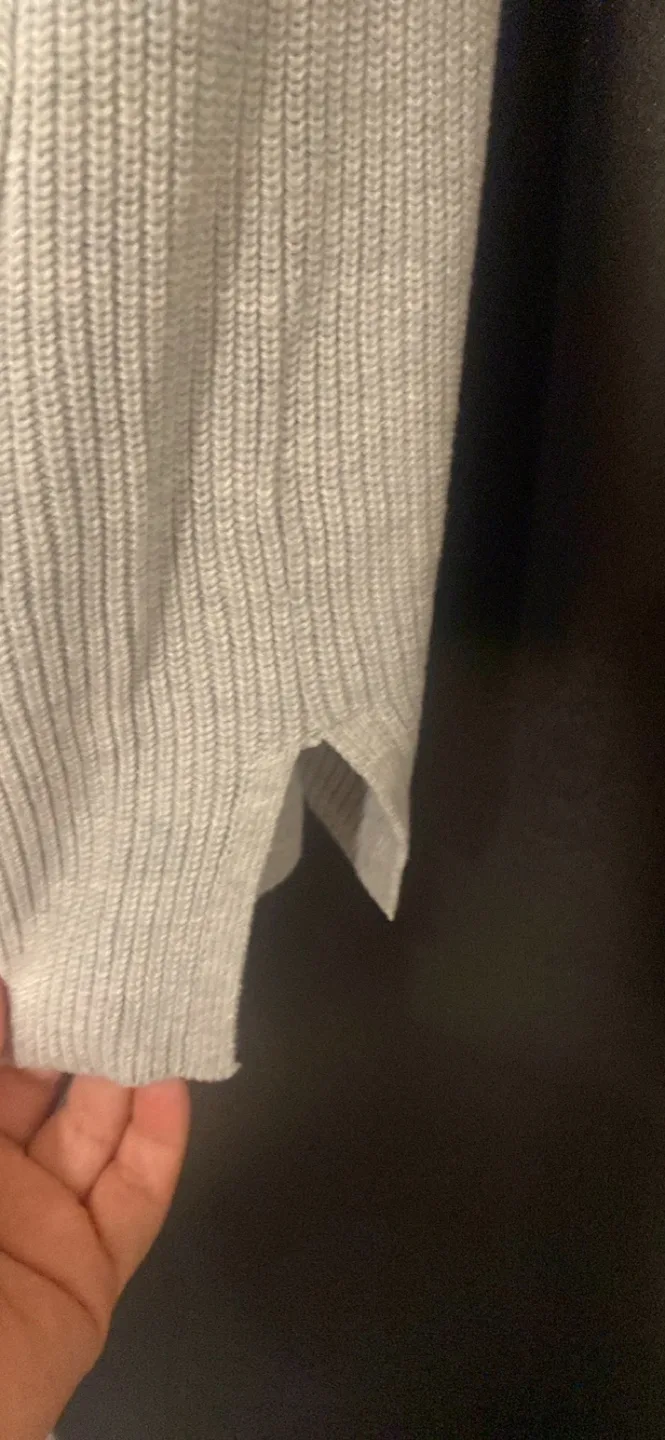 Old Navy Grey Ribbed Cardigan - Size Large image indicator(5)