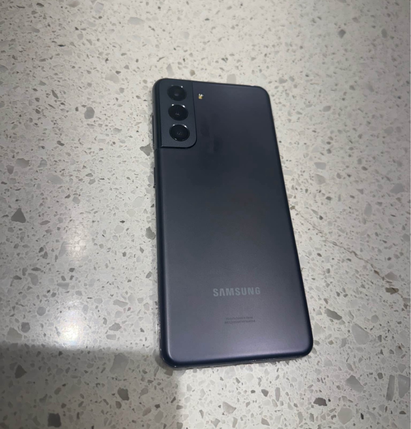 Samsung Galaxy S21 5G 128GB Like New - photo 3