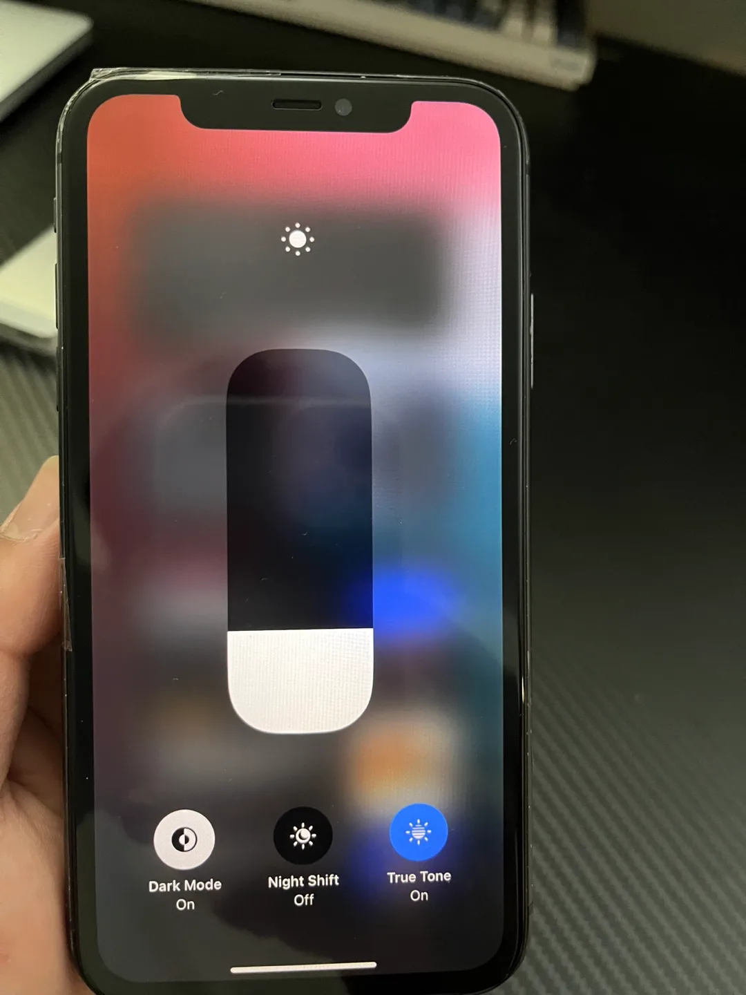 Black iPhone 11 unlocked image indicator(3)