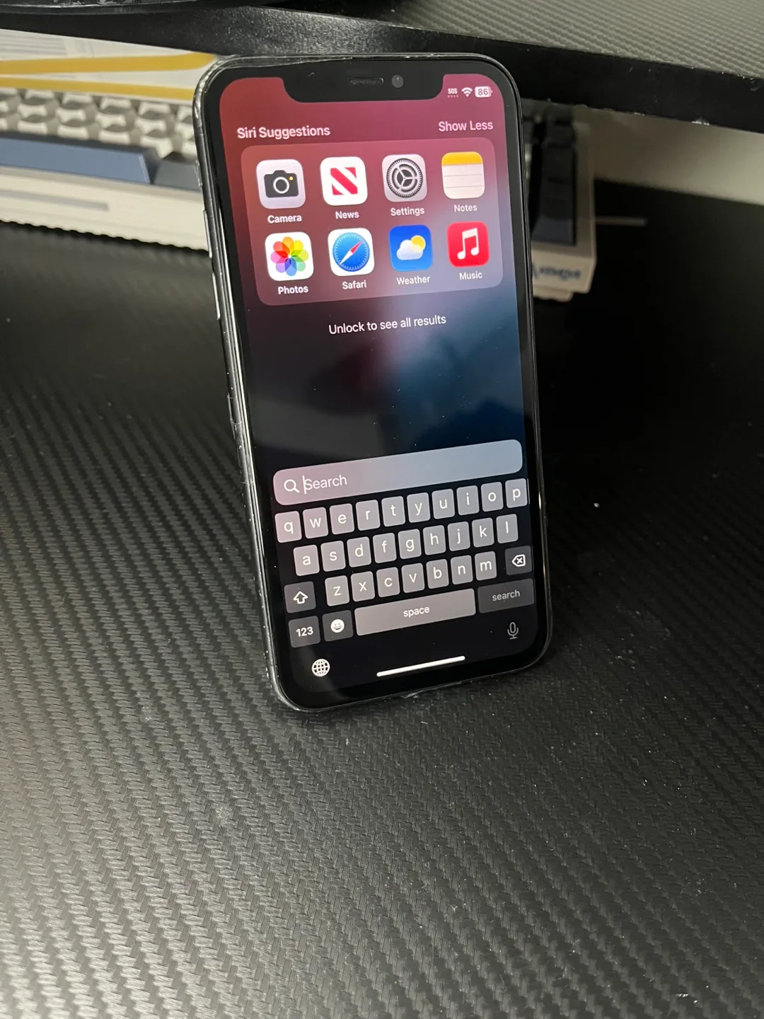 Black iPhone 11 unlocked image indicator(2)