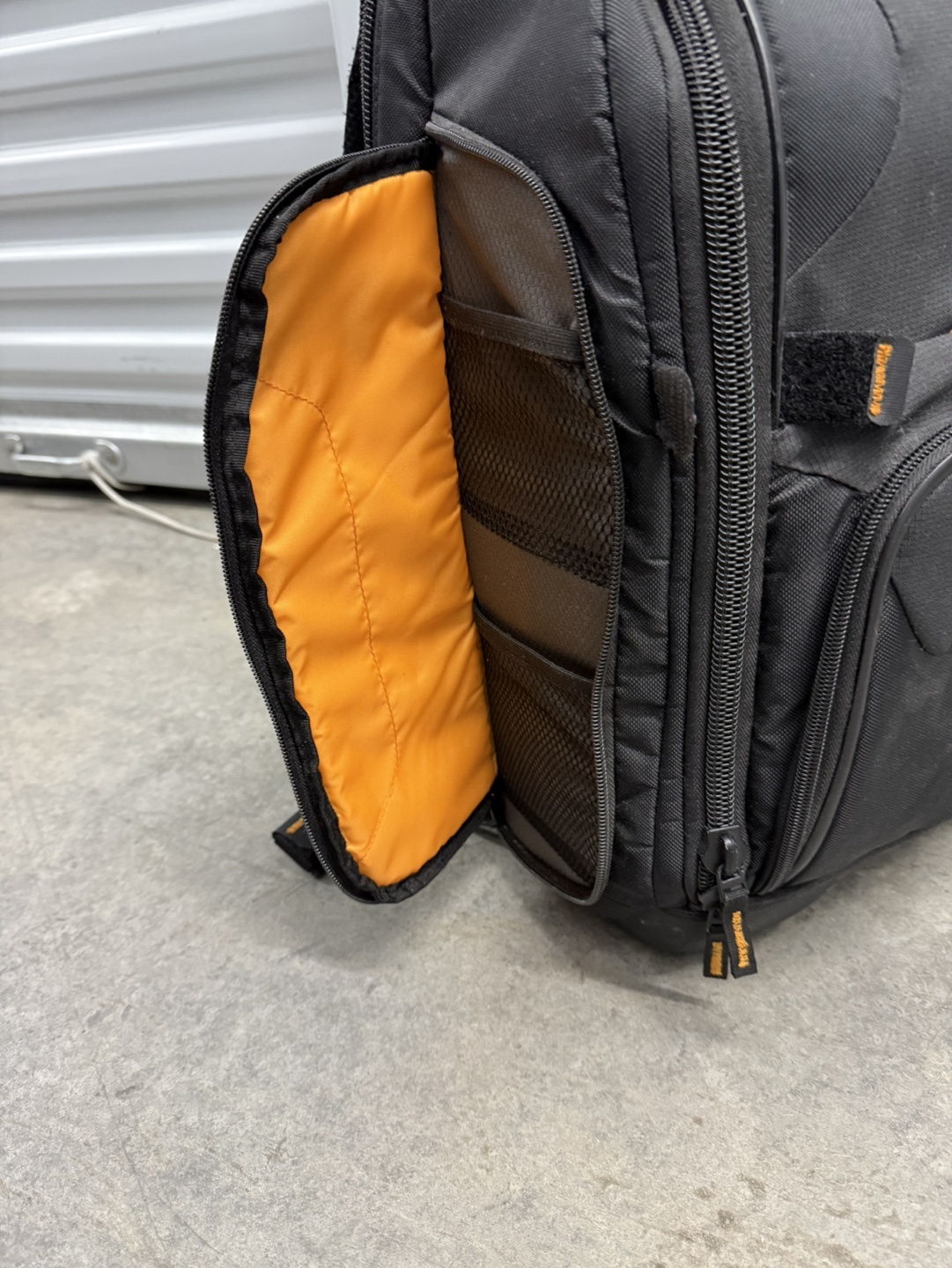 Case Logic SLRC-206 camera and laptop backpack - photo 2