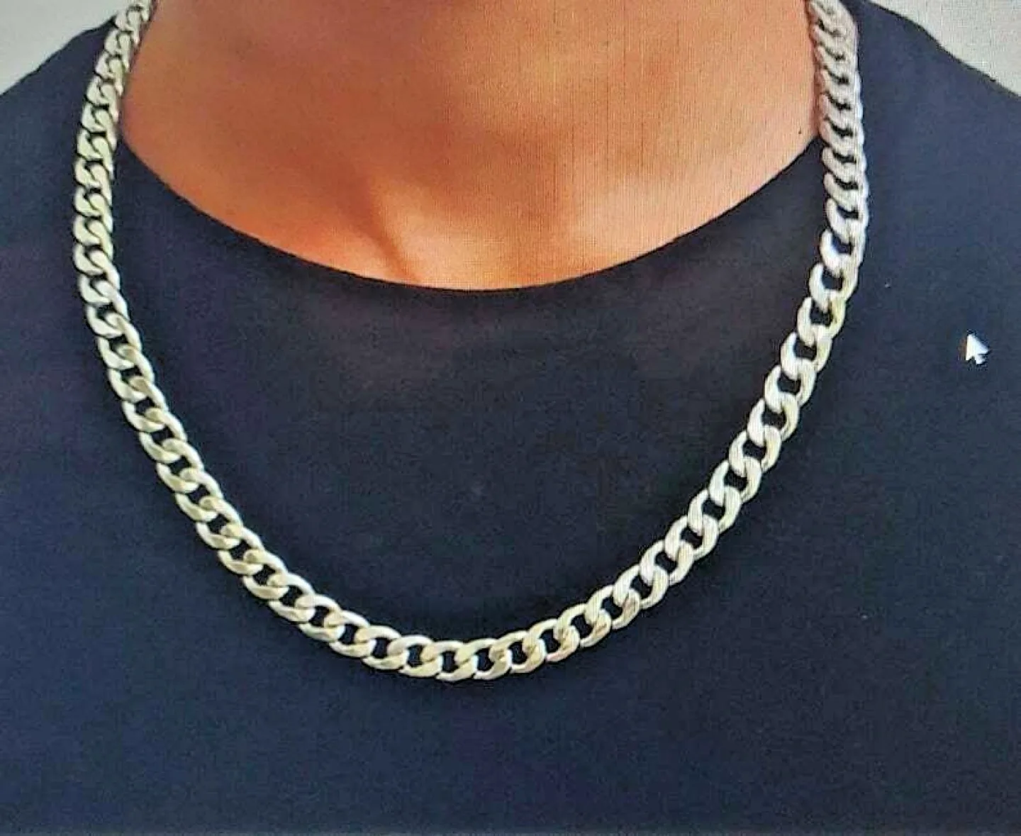 Curb Chain Necklace image indicator(2)