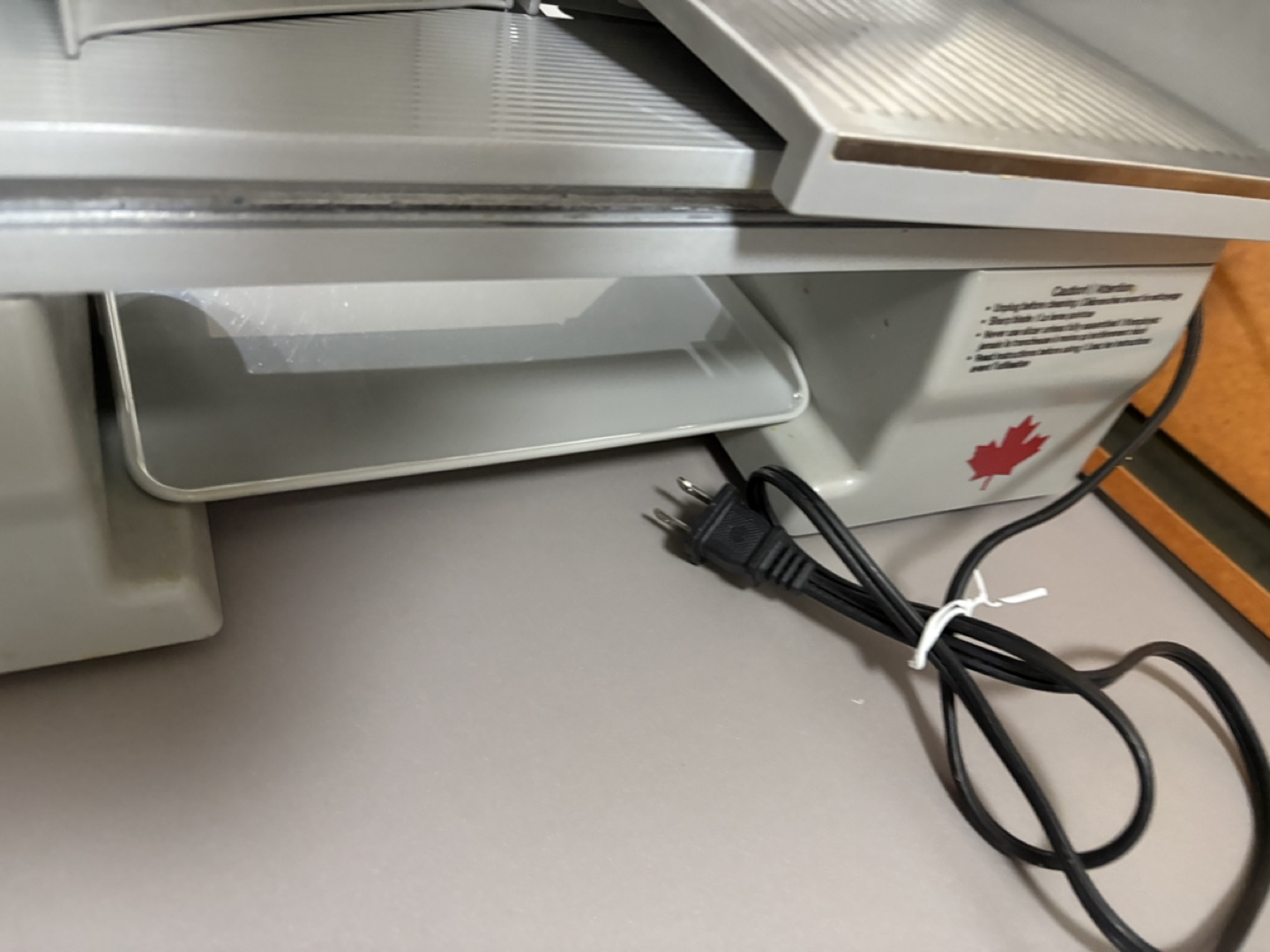 Chef'sChoice Electric Deli Slicer + Epicurean Cutting board - photo 3